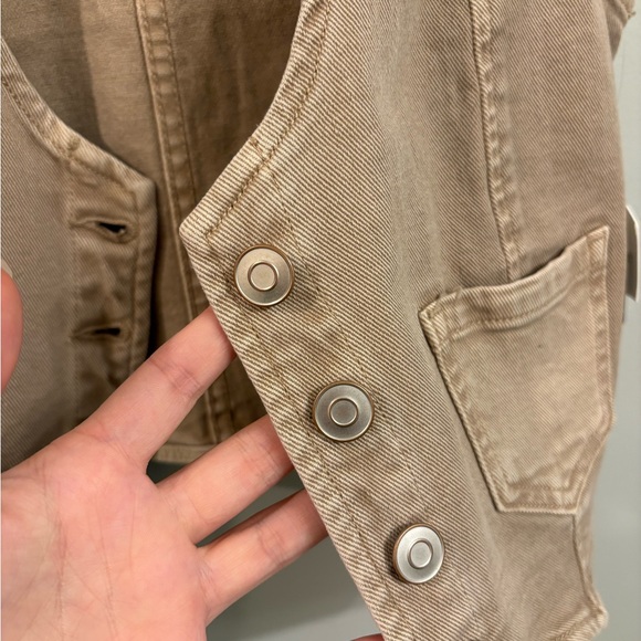 Tan Button-Up Vest - Picture 6 of 8
